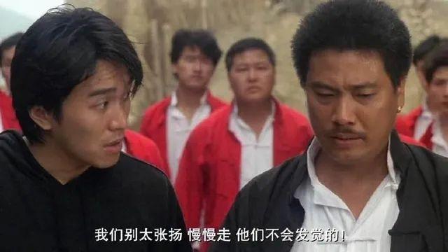 79岁黄金配角陈龙去世,曾和洪金宝齐名,退圈17年突传噩耗