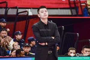 付政浩(付政浩：杨鸣四冠手势杀人诛心 可能会引起元年俱乐部间的不快)