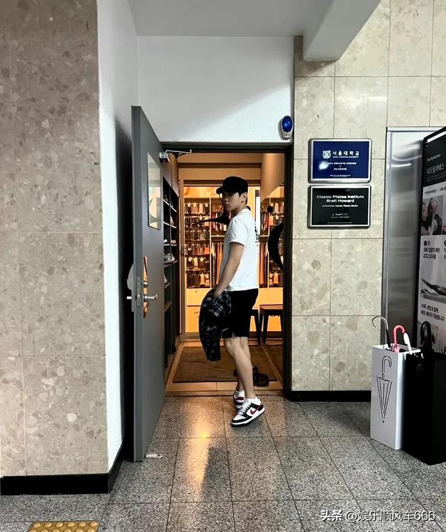 太突然！韩版《爸爸去哪儿》尹厚考上大学，尹民秀和妻子官宣离婚