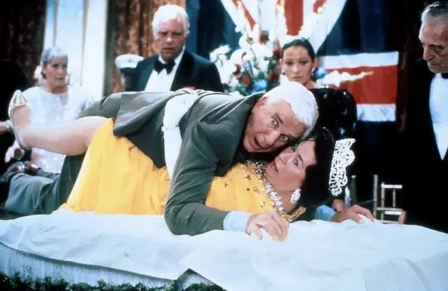 10部爆笑欧美喜剧片，全程笑点不断，真正的百看不厌！