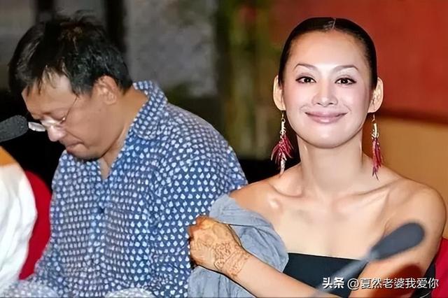 周韵：嫁大15岁二婚姜文，生俩儿子不被认可，18年后却成全家团宠