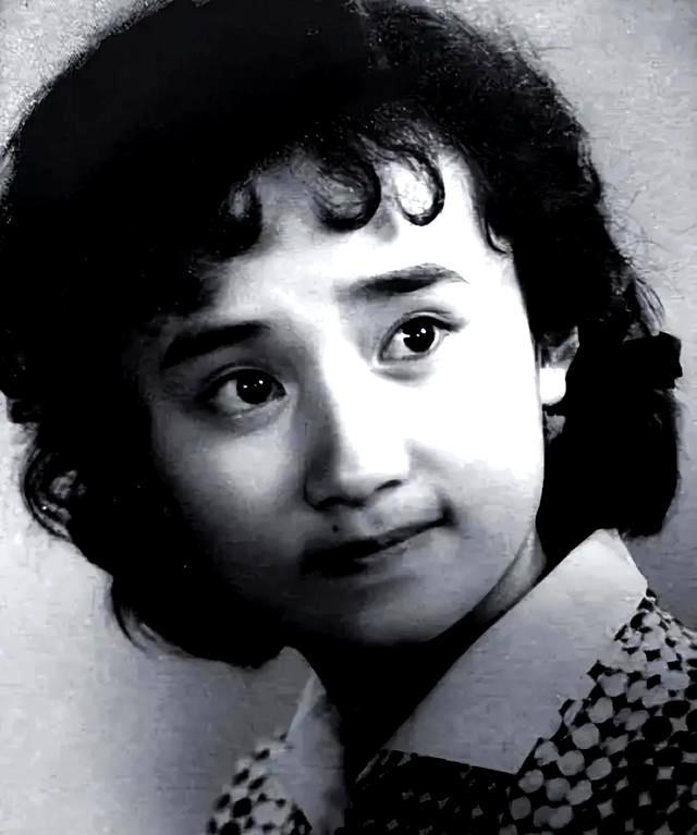 张小磊：当红时结婚，婚后生一子，如今咋样了？