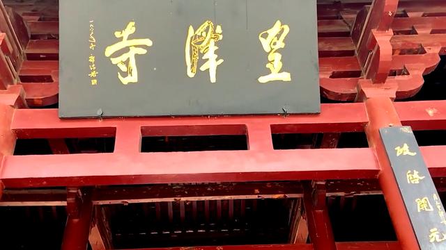 武则天年轻时到底有多美?深山大佛揭开谜底,难怪能迷倒两任皇帝