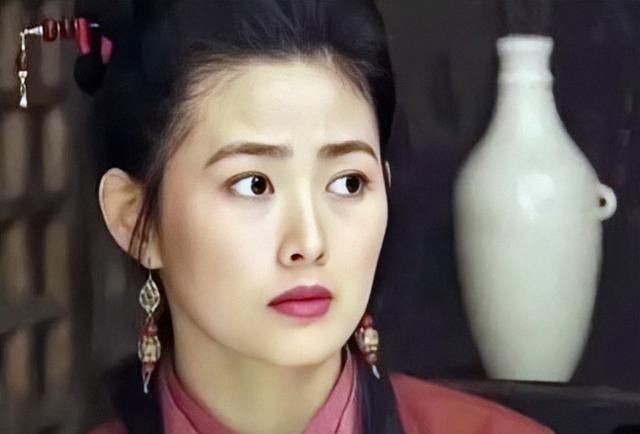 26岁爆红,因戏与丁海峰传绯闻,“潘金莲”王思懿如今怎样了?