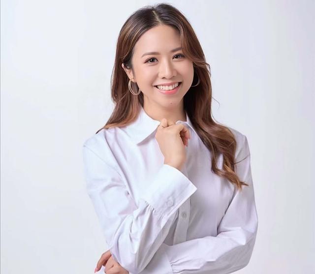 好惨！香港知名女星离巢TVB后零工作，穿泳装大秀丰满身材