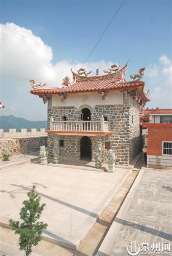 陈凤伍：瘴气乌烟染世界 热血扫平净光明