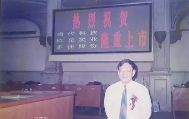 被卖海外11年，3次转手易主：“安全套龙头”为何难逃抛弃命运？