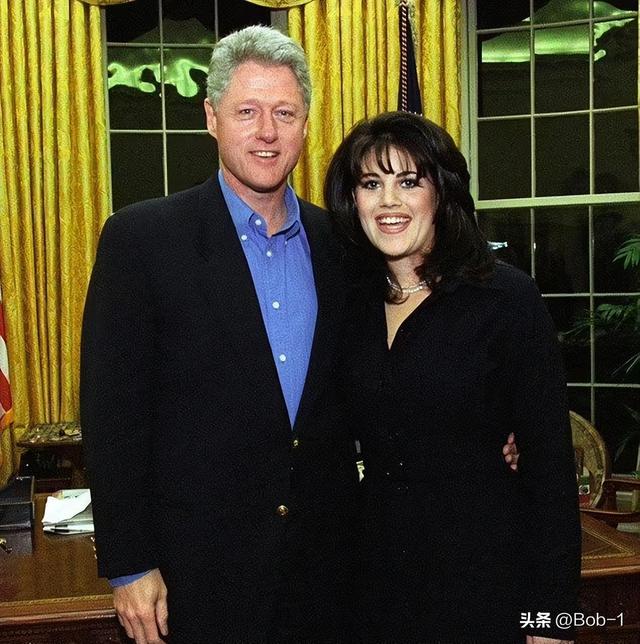 51岁莱温斯基“回归”，成熟端庄却单身，和克林顿的过往仍有争议