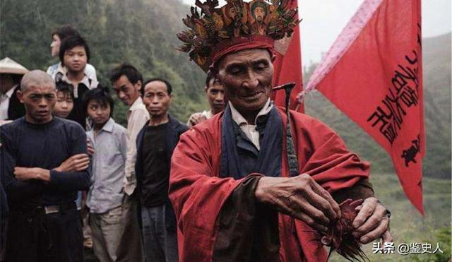 湘西最后一位“赶尸匠”，现场示范赶尸过程，揭开神秘面纱