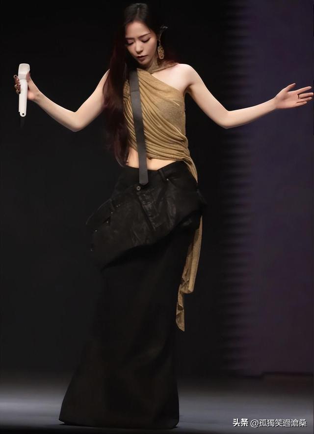 一场华为发布会，意外暴露了刀郎的“高明”：张靓颖赶紧学学吧！