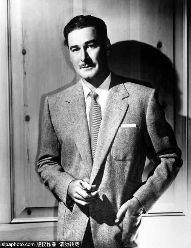 人设崩塌？他在荧幕上是行侠仗义的英雄 私下却酗酒、乱交