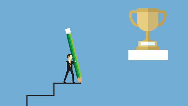 “叶修”生日被送上热搜榜，“涂山苏苏”成公交车形象使者，动漫IP在跨界中“破圈”