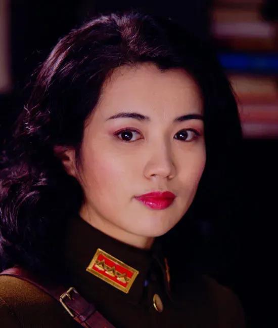 王艺禅：才貌双全，艺海扬帆