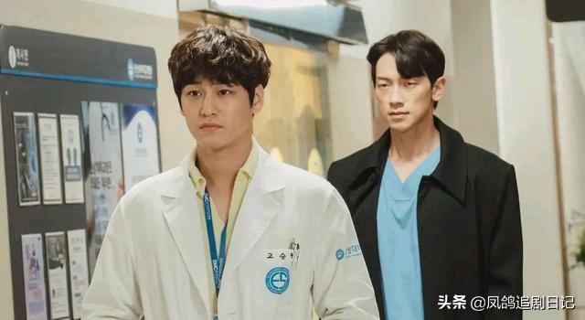 《幽灵医生》：越看越上头