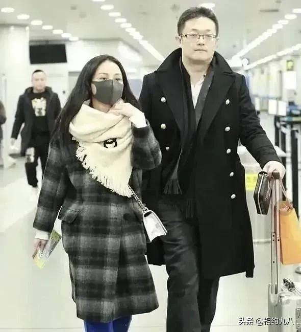 43岁姚笛正式复出！演《裸婚时代》童佳倩被熟知，低调做6年公益