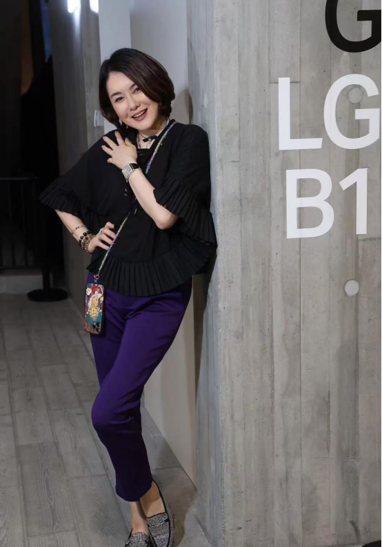 港姐陈淑兰回应为黎明自杀传闻！曾被传为旧爱方中信当街掌掴情敌