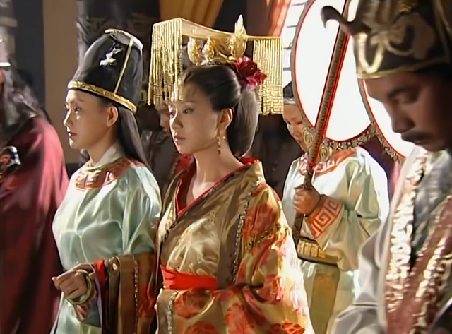 武则天年轻时到底有多美?深山大佛揭开谜底,难怪能迷倒两任皇帝