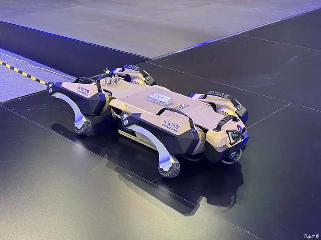 深蓝S09 长超5米2，豪华大6座SUV！“9”字辈家族添新丁！