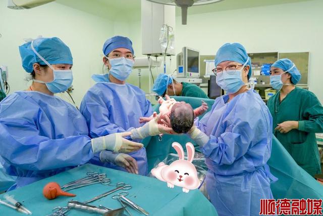 顺德医生故事丨你们的点滴努力，汇成了巨大合力