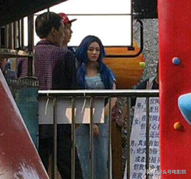 周星驰吹箫,想加入五月天!和周杰伦林俊杰互动,真要进军歌坛?