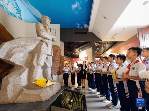 永远铭记这个日子