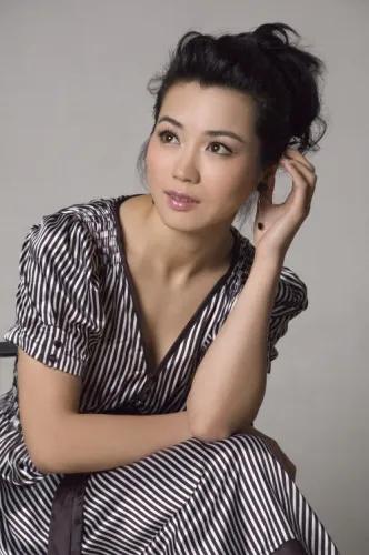 王艺禅：才貌双全，艺海扬帆