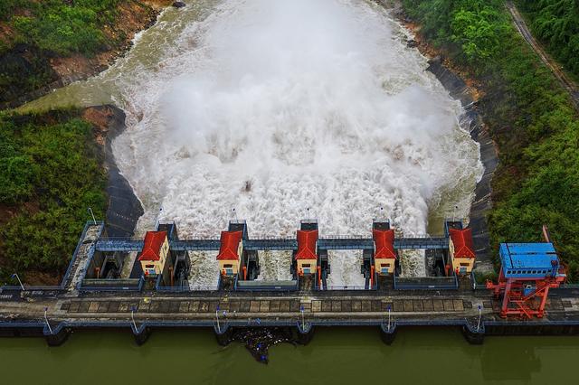 建设“惠民之泉”“友谊之泉”——记中国援柬埔寨乡村供水项目二期工程移交启用