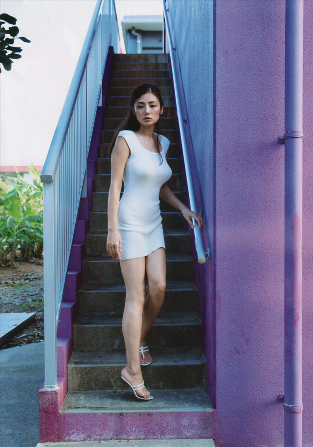 片山萌美 穿搭分享