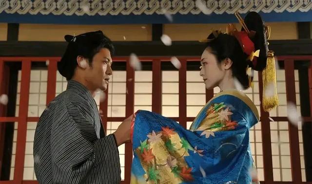 日本大尺度“三级片”【花宵道中】女主的颜值身材谁不迷糊！