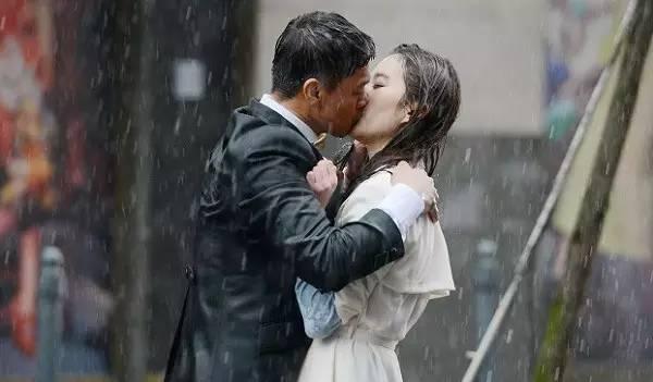 神仙姐姐变欲女？！一件件脱下去原来是这种感受