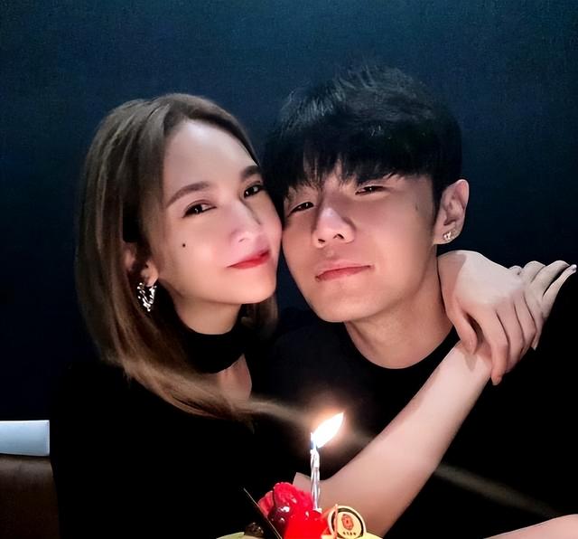 杨丞琳连续十年为李荣浩庆生，这才是真夫妻的相处方式