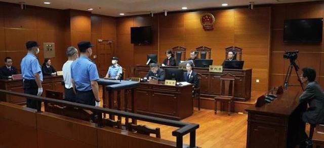 沪上涉黑大案宣判，政法委书记法院院长充当保护伞