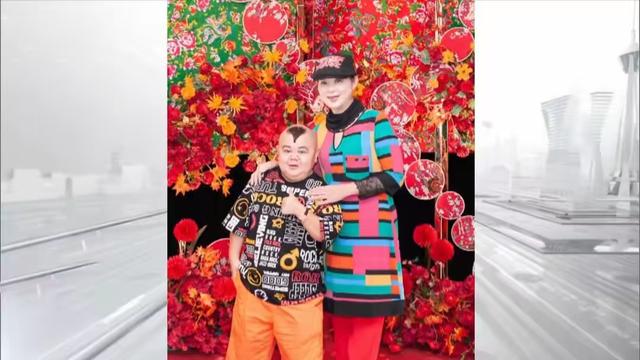 1米2男子娶1米65漂亮妻子，买7套房开豪车，妻子：我不图钱，图人