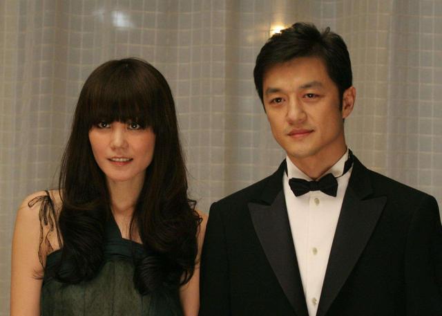 拿下柯蓝、瞿颖、周迅、王菲的李亚鹏，到底是渣男还是暖男？