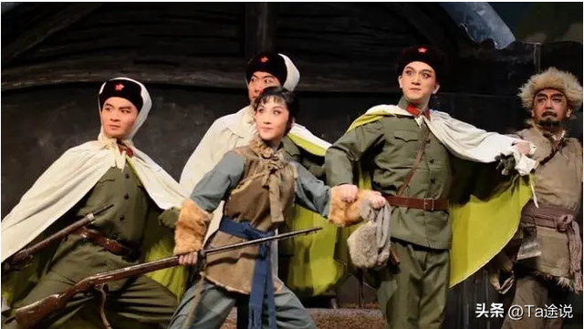 “阿庆嫂”扮演者洪雪飞:52岁不幸命丧新疆山沟,丈夫这样怀念她