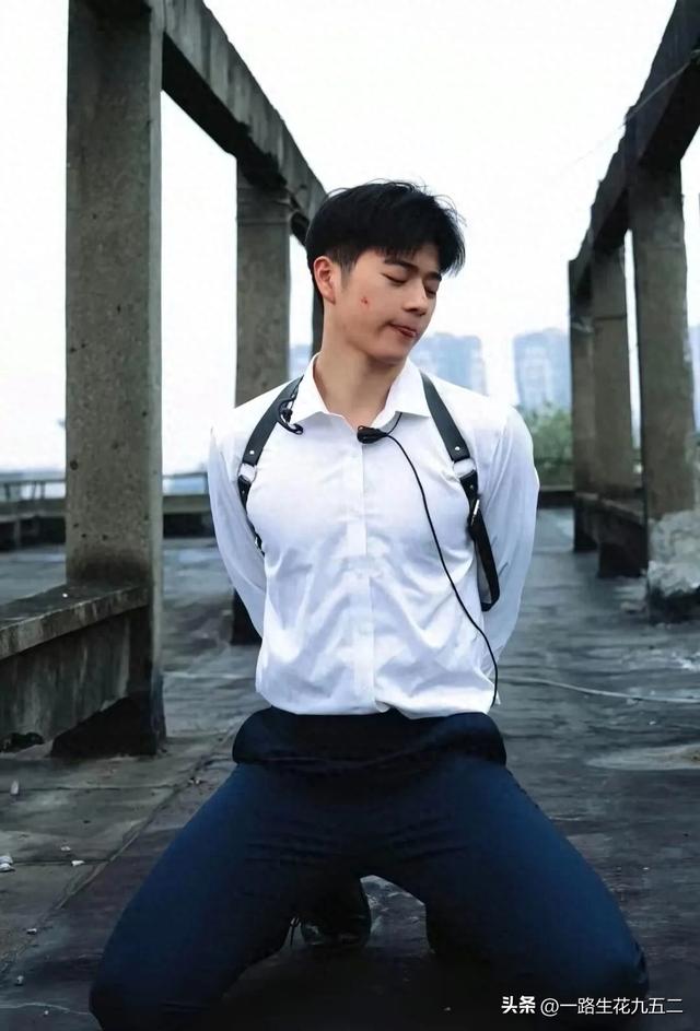 正装帅哥们的魅惑