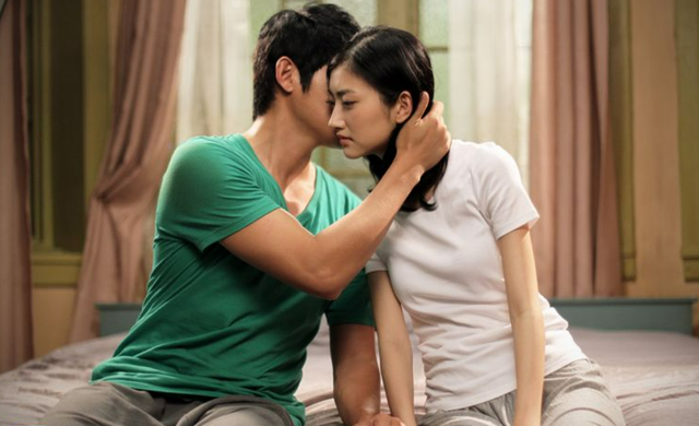 韩国颠覆三观的家庭伦理片《新妈妈》：伦理漩涡中的爱恨交织