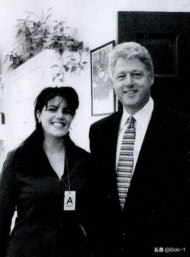 51岁莱温斯基“回归”，成熟端庄却单身，和克林顿的过往仍有争议