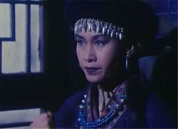 和王小凤并称鬼后，最美女僵尸，如今幸福美满