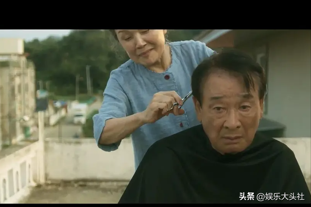 韩国电影《梦想》，老夫妻俩双双痴呆，直接吊打电影《妈妈》