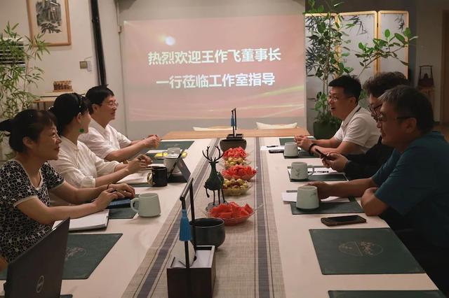 市场走访、品牌连接、会客厅建设……火红八月，未来酱步履不停