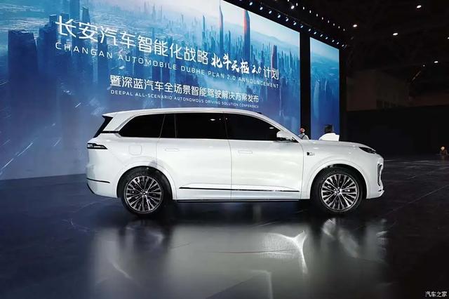 深蓝S09 长超5米2，豪华大6座SUV！“9”字辈家族添新丁！