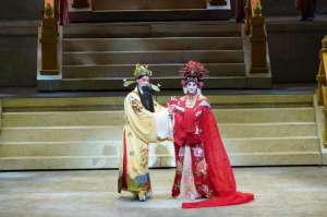 梅葆玖梨花颂(又闻《梨花颂》，再现“翠盘舞”，史依弘、李军领衔《大唐贵妃》揭幕“第十三届东方名家名剧