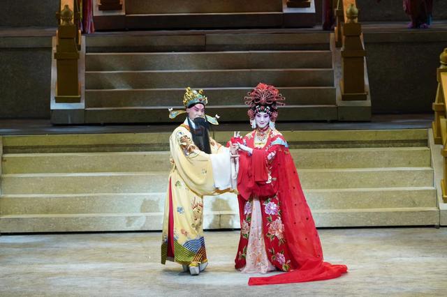 又闻《梨花颂》，再现“翠盘舞”，史依弘、李军领衔《大唐贵妃》揭幕“第十三届东方名家名剧月”