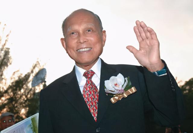 深度开扒:郭晶晶嫁给霍启刚八年,给霍家带去了什么影响?