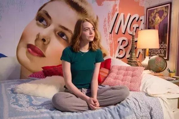 别搞错了，《爱乐之城》不适合情侣看，但依然是部爱情佳作！