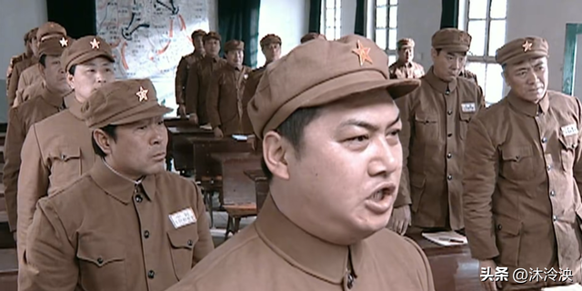 三刷《亮剑》：才懂成为俘虏的常乃超，为何能当上高级指挥系教员