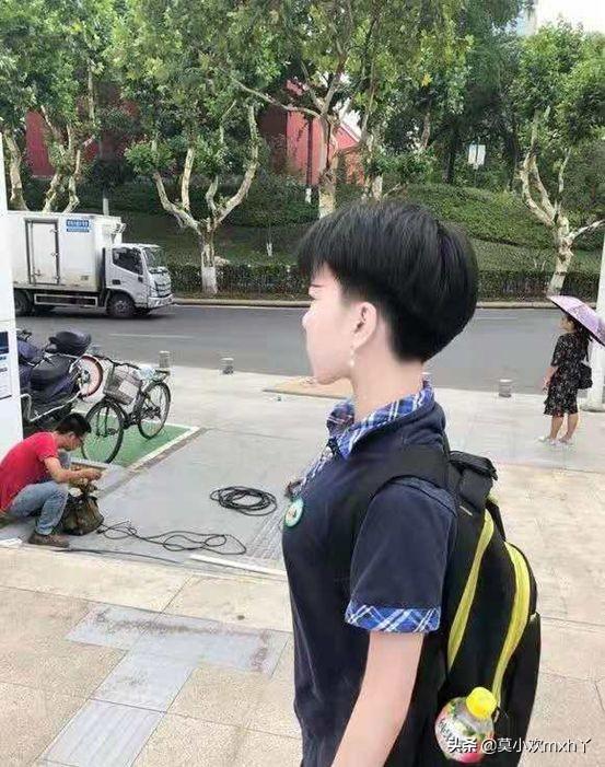 PS搞笑恶搞:求大神把女朋友p的更女神一些。