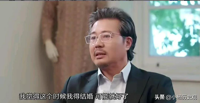 他是国家一级演员，娶大美女夏菁，妻子重病也不弃，今成人生赢家