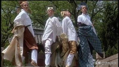 《唐伯虎点秋香》里的极品贱男，我觉得他应该排第一